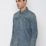 Men Navy Blue Standard Faded Denim Casual Shirt